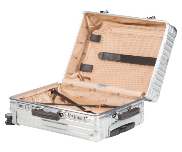 ルフトハンザ リモワスーパーコピー クラシックフライト 4輪 37L 1748206 キャビントローリー TSA付 スーツケース RIMOWA